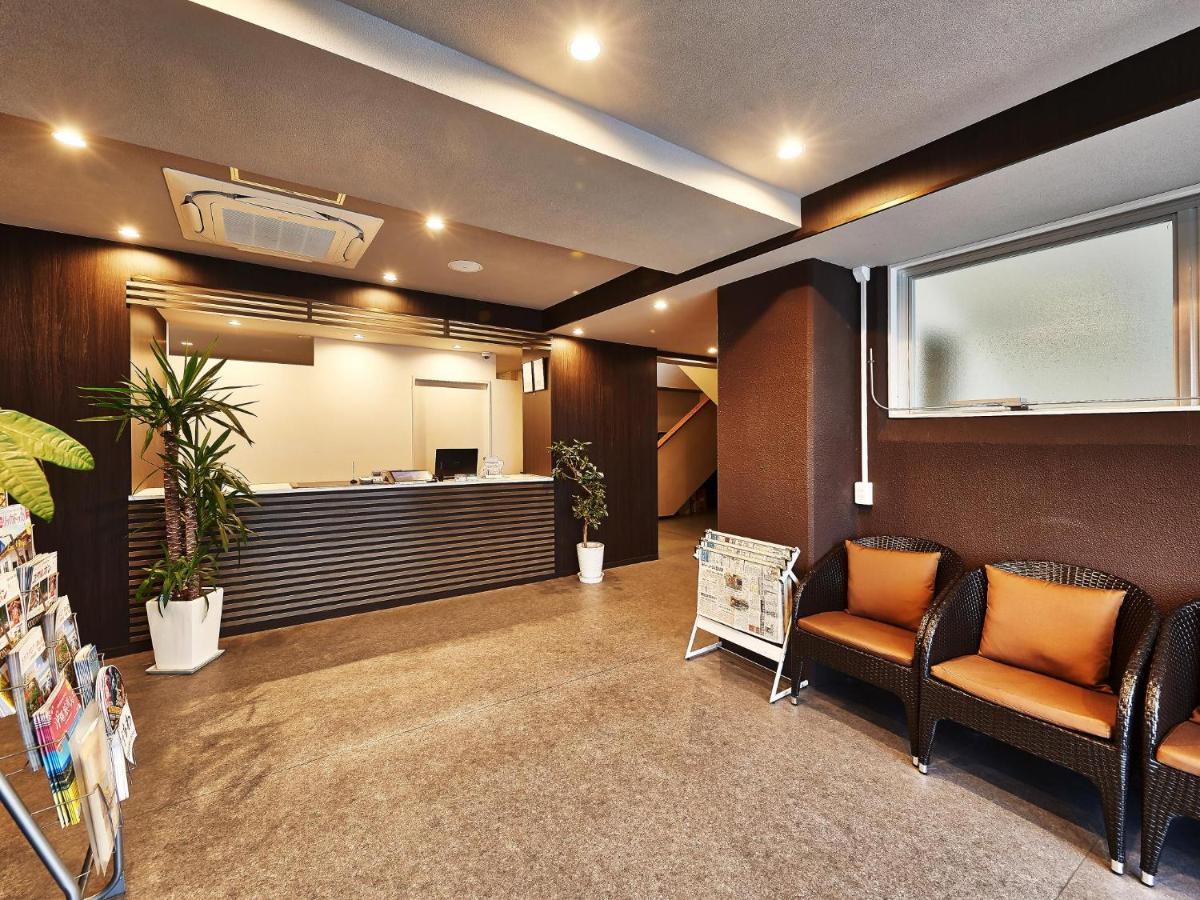 Crown Hotel Okinawa Annex Экстерьер фото